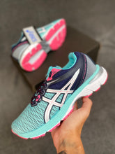 Carregar imagem no visualizador da galeria, TÊNIS ASICS REVELATION
